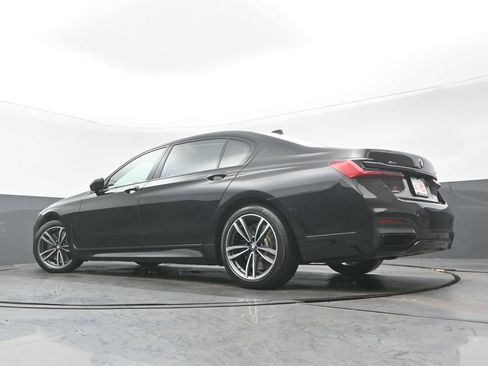 Used 2022 BMW 750i xDrive w/ Executive Package AWD/4WD image 31