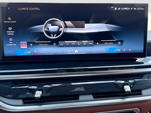 New 2026 BMW ALPINA XB7 AWD/4WD image 37