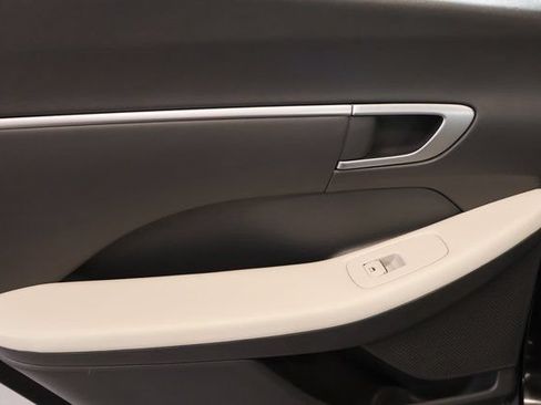 Used 2024 Hyundai Sonata SEL FWD image 29