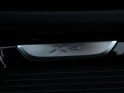 Used 2019 BMW X4 xDrive30i w/ M Sport Package 2 AWD/4WD image 41