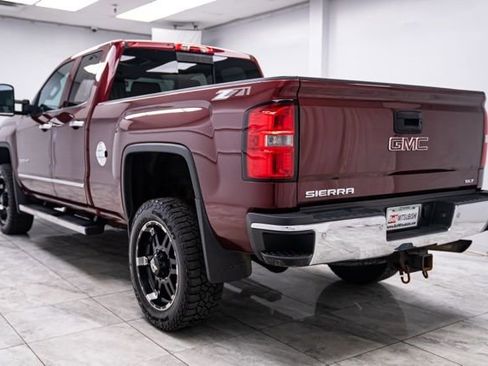 Used 2015 GMC Sierra 2500 SLT w/ Suspension Package, Off-Road AWD/4WD image 7