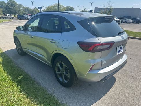 Used 2024 Ford Escape ST-Line w/ Tech Pack #1 AWD/4WD image 14