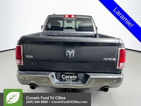 Used 2016 RAM 1500 Laramie w/ Convenience Group AWD/4WD image 13