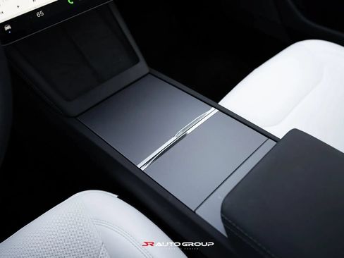 Used 2025 Tesla Model 3 Long Range RWD image 15