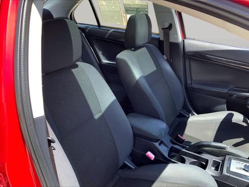Used 2017 Mitsubishi Lancer ES FWD image 9