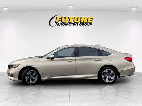 Used 2018 Honda Accord EX image 8
