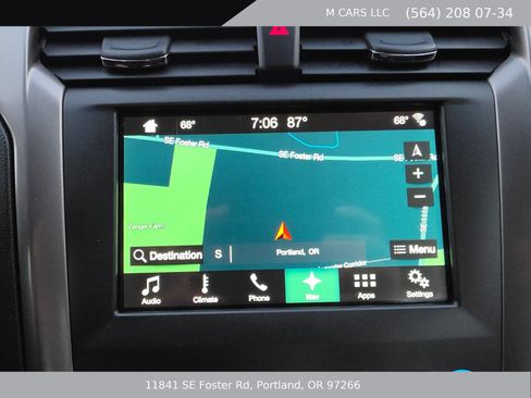 Used 2017 Ford Fusion SE w/ Fusion SE Technology Package FWD image 19