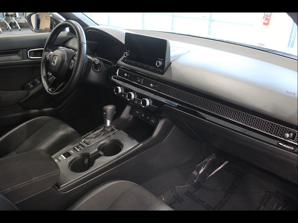 Certified 2025 Honda Civic Sport image 23
