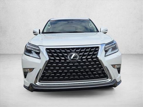 Used 2023 Lexus GX 460 Luxury w/ Sport Design Package AWD/4WD image 2