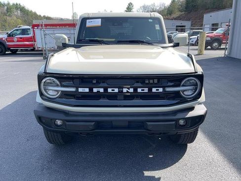 Certified 2025 Ford Bronco Outer Banks AWD/4WD image 3