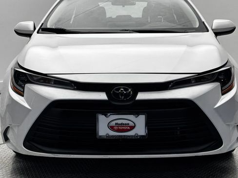 Used 2026 Toyota Corolla LE FWD image 35