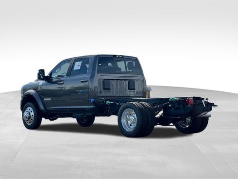 New 2026 RAM 5500 4x4 Crew Cab w/ Laramie Trim Package image 5