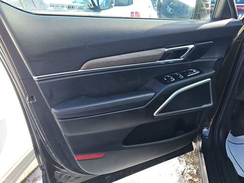 Used 2021 Kia Telluride EX w/ EX Premium Package image 8