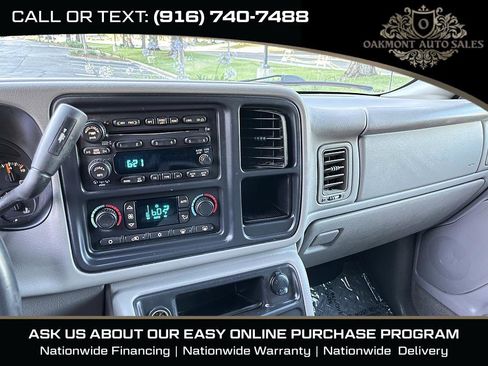 Used 2005 GMC Sierra 2500 SLT w/ Skid Plate Package AWD/4WD image 18