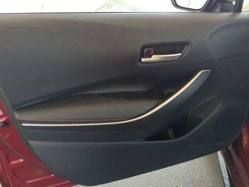 Used 2025 Toyota Corolla SE image 20