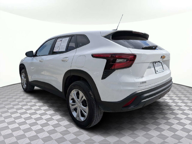 Used 2026 Chevrolet Trax LS w/ Driver Confidence Package FWD image 6