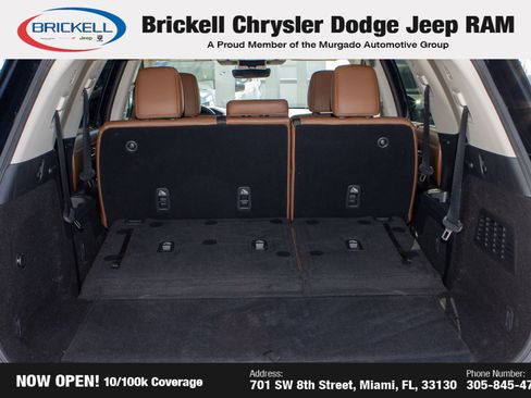 Used 2023 Nissan Pathfinder Platinum w/ Cargo Package image 10