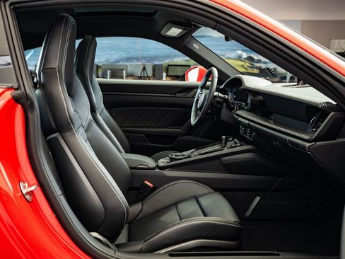 New 2026 Porsche 911 Carrera 4S image 37