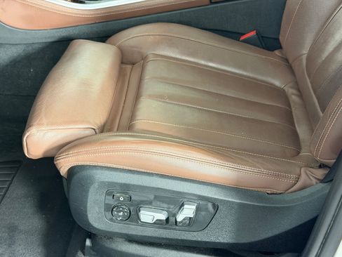 Used 2020 BMW X5 sDrive40i w/ M Sport Package RWD image 13