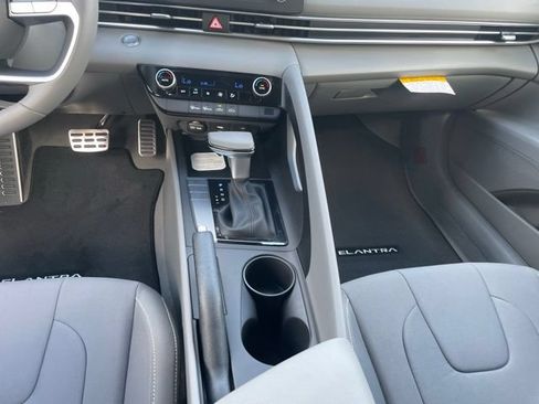 New 2026 Hyundai Elantra Sport FWD image 17