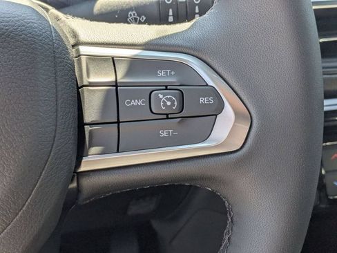 New 2026 Jeep Compass Latitude AWD/4WD image 19