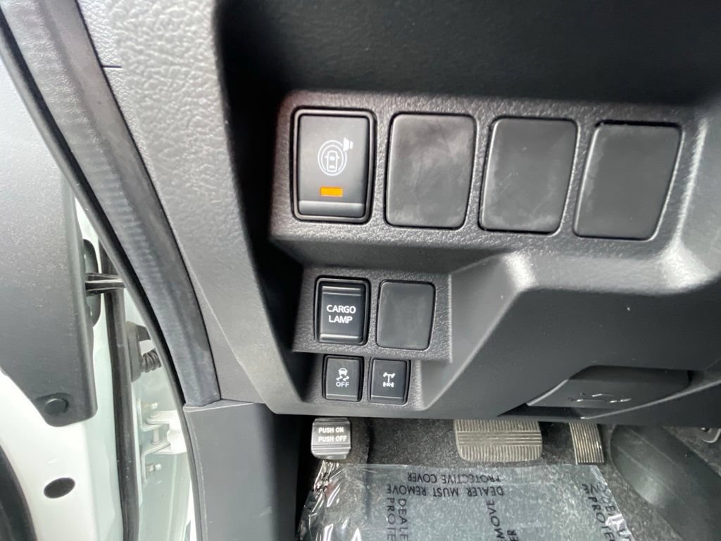 Certified 2026 Nissan Frontier PRO-4X AWD/4WD image 16