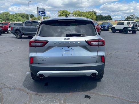 Used 2023 Ford Escape Active w/ Tech Pack #2 AWD/4WD image 4