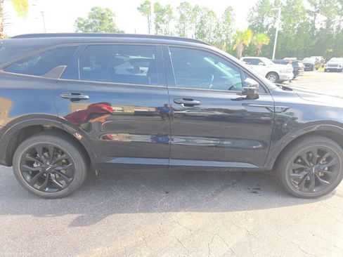 Used 2023 Kia Sorento SX AWD/4WD image 7