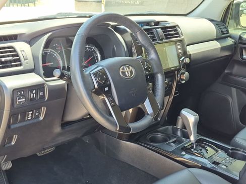 Used 2023 Toyota 4Runner TRD Off-Road Premium w/ Moonroof Package AWD/4WD image 10