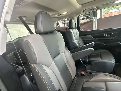 Used 2025 Subaru Ascent Onyx Edition AWD/4WD image 26