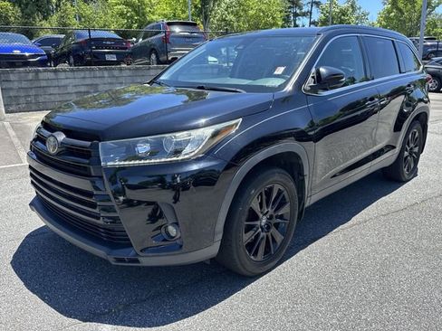 Used 2019 Toyota Highlander SE AWD/4WD image 3