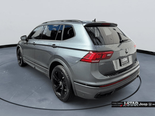 Used 2023 Volkswagen Tiguan SE R-Line FWD image 7