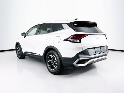 Used 2025 Kia Sportage LX FWD image 5