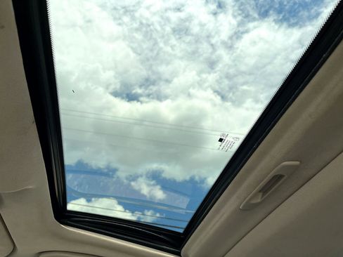 Used 2009 INFINITI G37 Journey image 17