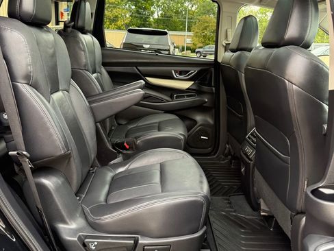 Used 2020 Subaru Ascent Limited w/ Technology Package image 18