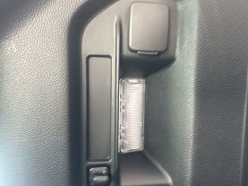 Used 2025 Ford Explorer Active image 12