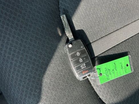Used 2018 Kia Optima LX FWD image 25