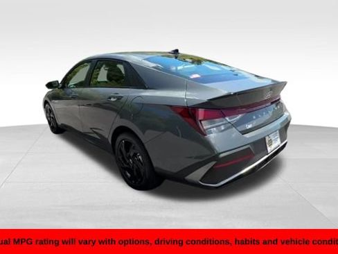 Used 2026 Hyundai Elantra Sport FWD image 6