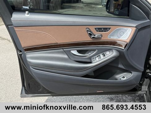 Used 2020 Mercedes-Benz S 560 4MATIC Sedan image 17