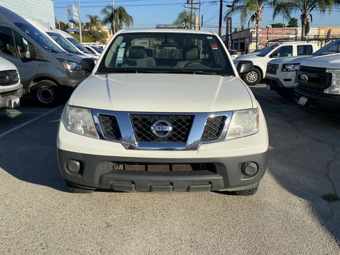 Used 2019 Nissan Frontier S image 3