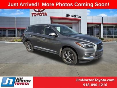 Used 2017 INFINITI QX60 AWD w/ Premium Plus Package