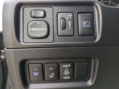 Used 2021 Toyota 4Runner SR5 image 24