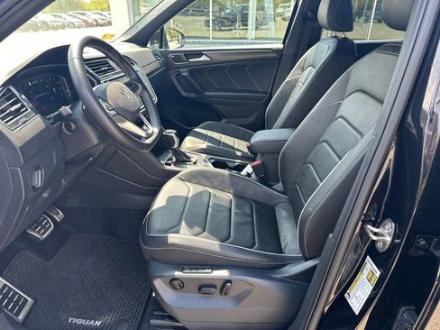 Certified 2023 Volkswagen Tiguan SEL R-Line AWD/4WD image 14