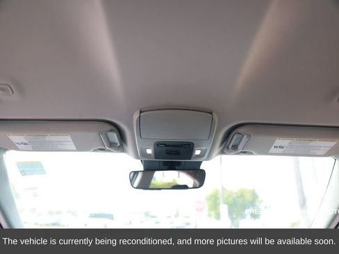 Used 2025 Toyota Camry LE w/ Convenience Package image 28