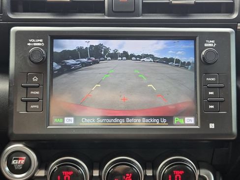 Used 2025 Toyota GR86 Premium RWD image 17