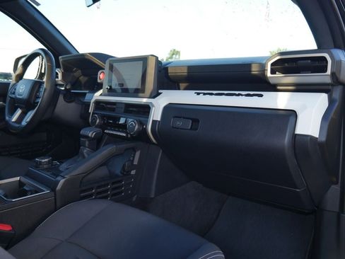 Used 2024 Toyota Tacoma TRD Off-Road AWD/4WD image 24