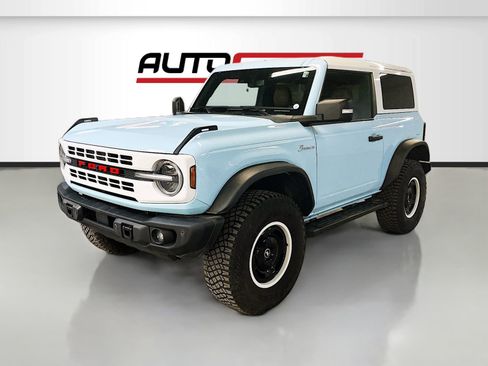 Used 2024 Ford Bronco Heritage Edition AWD/4WD image 3