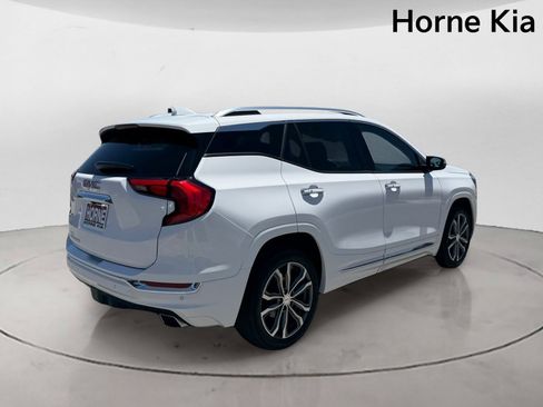 Used 2019 GMC Terrain Denali FWD image 4