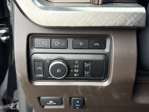 Certified 2024 Ford F250 King Ranch AWD/4WD image 27