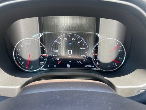 Used 2018 GMC Acadia Denali w/ Technology Package FWD image 7